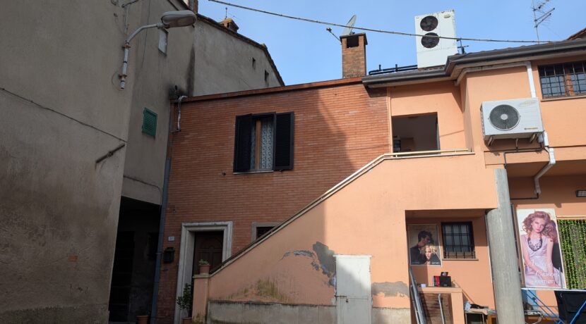 PXL_20260218_084537537