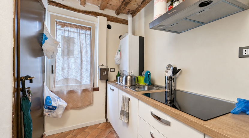 Casa rustica in luce naturale-1